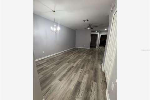 Townhouse in Riverview, Florida 3 bedrooms, 129.13 sq.m. № 2391372 - photo 26