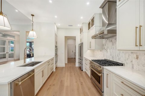 Casa en venta en Sarasota, Florida, 4 dormitorios, 269.42 m2 № 2316673 - foto 24