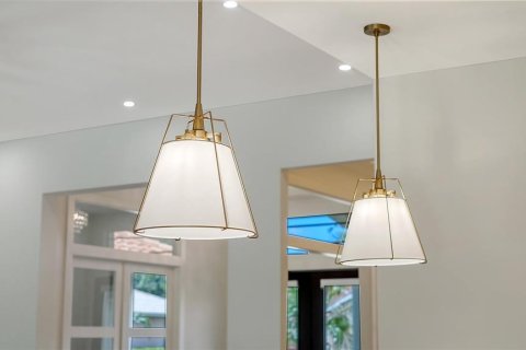 Casa en venta en Sarasota, Florida, 4 dormitorios, 269.42 m2 № 2316673 - foto 20