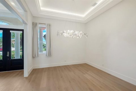 Casa en venta en Sarasota, Florida, 4 dormitorios, 269.42 m2 № 2316673 - foto 13
