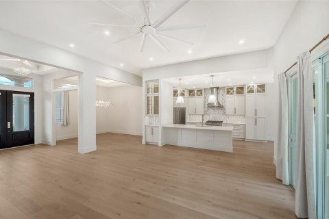 Casa en venta en Sarasota, Florida, 4 dormitorios, 269.42 m2 № 2316673 - foto 12