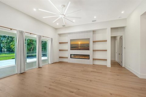 Casa en venta en Sarasota, Florida, 4 dormitorios, 269.42 m2 № 2316673 - foto 9