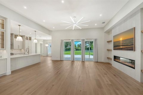 Casa en venta en Sarasota, Florida, 4 dormitorios, 269.42 m2 № 2316673 - foto 8