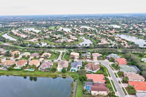 Casa en alquiler en Wellington, Florida, 5 dormitorios, 413.42 m2 № 1185169 - foto 1