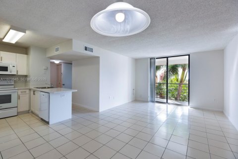 Apartment in Miami, Florida 2 bedrooms, 76.09 sq.m. № 2031337 - photo 1