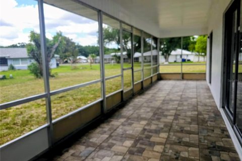 House in Sebring, Florida 2 bedrooms, 90.02 sq.m. № 2166261 - photo 11