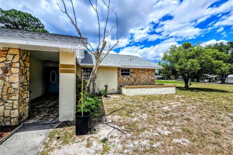 House in Sebring, Florida 2 bedrooms, 90.02 sq.m. № 2166261 - photo 30