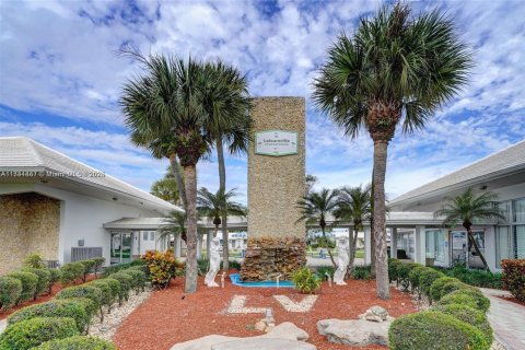 Condo in Pompano Beach, Florida, 2 bedrooms  № 1490035 - photo 24