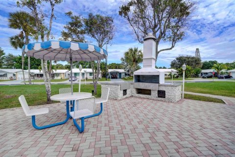 Condo in Pompano Beach, Florida, 2 bedrooms  № 1490035 - photo 25