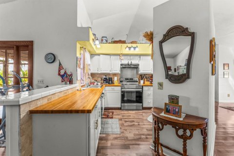 Купить виллу или дом в Юпитер, Флорида 8 комнат, 160.54м2, № 2190074 - фото 18