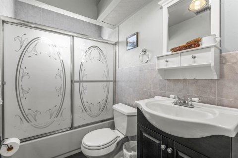 Купить виллу или дом в Юпитер, Флорида 8 комнат, 160.54м2, № 2190074 - фото 24