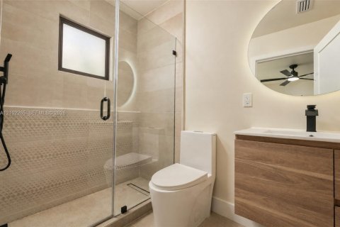 Casa en venta en Fort Lauderdale, Florida, 3 dormitorios, 94.2 m2 № 2407408 - foto 20