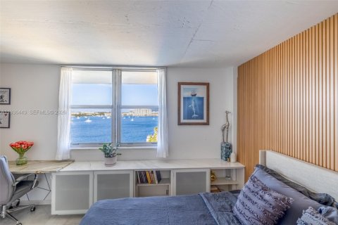 Снять в аренду кондоминиум в Норт-Майами-Бич, Флорида 1 спальня, 65.96м2, № 1995121 - фото 30