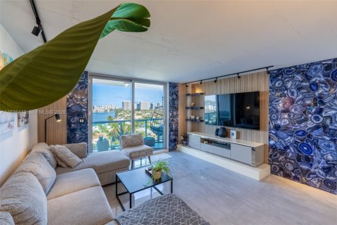 Снять в аренду кондоминиум в Норт-Майами-Бич, Флорида 1 спальня, 65.96м2, № 1995121 - фото 12