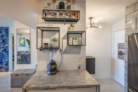 Снять в аренду кондоминиум в Норт-Майами-Бич, Флорида 1 спальня, 65.96м2, № 1995121 - фото 21