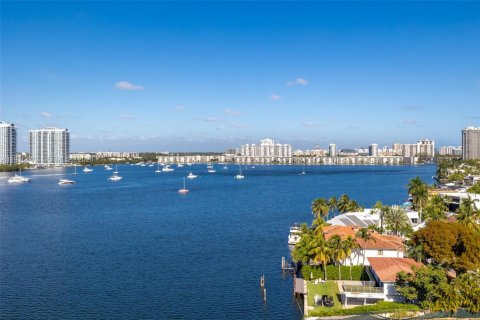 Снять в аренду кондоминиум в Норт-Майами-Бич, Флорида 1 спальня, 65.96м2, № 1995121 - фото 4