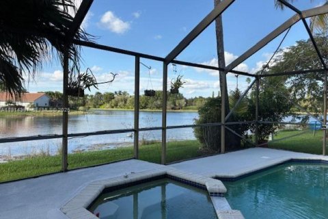 Купить виллу или дом в Уэстон, Флорида 3 спальни, 189.15м2, № 1991965 - фото 2