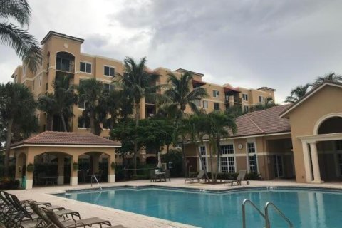 Apartamento en alquiler en Hypoluxo, Florida, 2 dormitorios, 107.02 m2 № 1217252 - foto 1