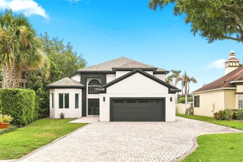 House in Orlando, Florida 4 bedrooms, 235.88 sq.m. № 2287397