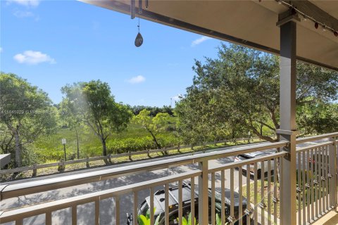 Townhouse in Pembroke Pines, Florida 3 bedrooms, 178.74 sq.m. № 1846118 - photo 24
