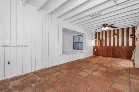Casa en alquiler en Miami, Florida, 3 dormitorios, 194.72 m2 № 1975247 - foto 17