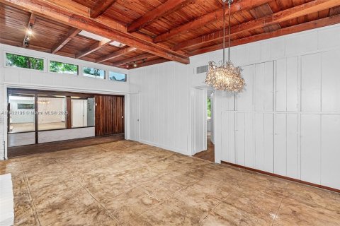 Casa en alquiler en Miami, Florida, 3 dormitorios, 194.72 m2 № 1975247 - foto 8