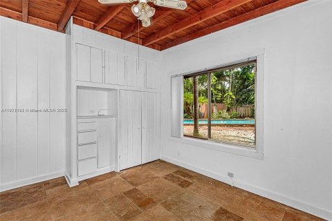 Casa en alquiler en Miami, Florida, 3 dormitorios, 194.72 m2 № 1975247 - foto 14