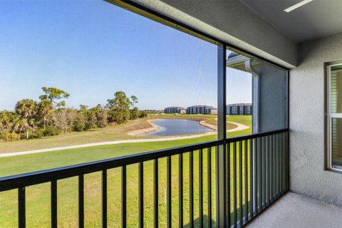 Condo in Venice, Florida, 2 bedrooms in WELLEN PARK  № 2143730 - photo 22