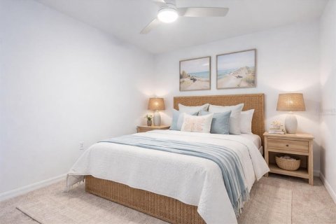 Condo in Venice, Florida, 2 bedrooms in WELLEN PARK  № 2143730 - photo 18