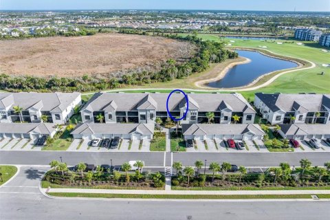 Condo in Venice, Florida, 2 bedrooms in WELLEN PARK  № 2143730 - photo 28