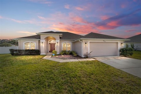 Casa en venta en Ocala, Florida, 4 dormitorios, 216.65 m2 № 974691 - foto 1