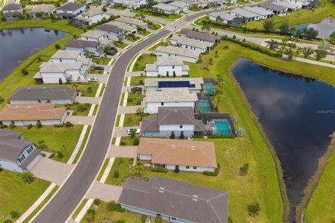 Villa ou maison à vendre à Bradenton, Floride: 5 chambres, 243.03 m2 № 2347210 - photo 10