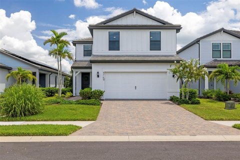 House in Bradenton, Florida 5 bedrooms, 243.03 sq.m. № 2347210