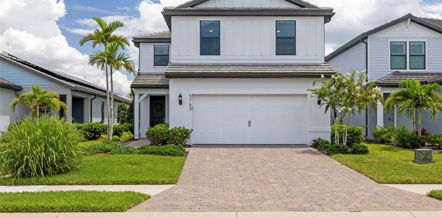 Villa ou maison à Bradenton, Floride 5 chambres, 243.03 m2 № 2347210