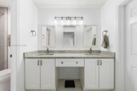 Villa ou maison à vendre à Coconut Creek, Floride: 3 chambres, 140.84 m2 № 2084825 - photo 16