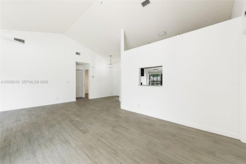 Villa ou maison à vendre à Coconut Creek, Floride: 3 chambres, 140.84 m2 № 2084825 - photo 11