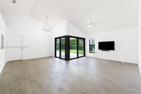 Villa ou maison à vendre à Coconut Creek, Floride: 3 chambres, 140.84 m2 № 2084825 - photo 4