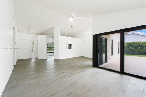 Villa ou maison à vendre à Coconut Creek, Floride: 3 chambres, 140.84 m2 № 2084825 - photo 10