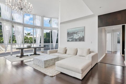 Condominio en venta en Sunny Isles Beach, Florida, 3 dormitorios, 198.9 m2 № 2152663 - foto 6