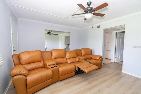 Condominio en venta en Altamonte Springs, Florida, 2 dormitorios, 92.16 m2 № 2118292 - foto 12