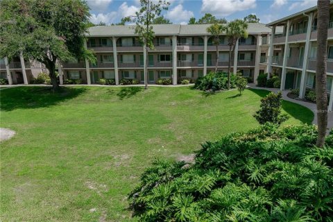 Condominio en Altamonte Springs, Florida, 2 dormitorios  № 2118292