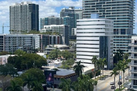 Condominio en venta en Miami, Florida, 2 dormitorios, 75.62 m2 № 2080139 - foto 18