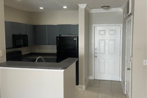 Condo in Orlando, Florida, 1 bedroom № 2378333 - photo 8