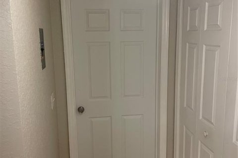 Condo in Orlando, Florida, 1 bedroom № 2378333 - photo 4