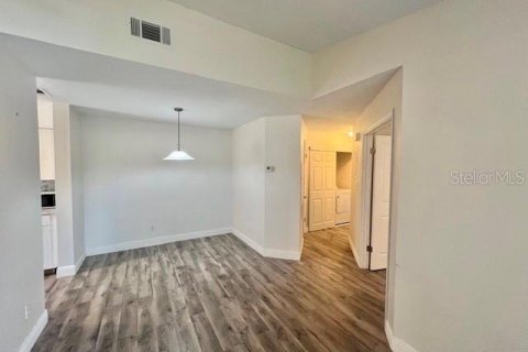 Condominio en alquiler en Altamonte Springs, Florida, 2 dormitorios, 84.91 m2 № 1912285 - foto 7