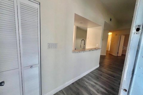 Condominio en alquiler en Altamonte Springs, Florida, 2 dormitorios, 84.91 m2 № 1912285 - foto 4