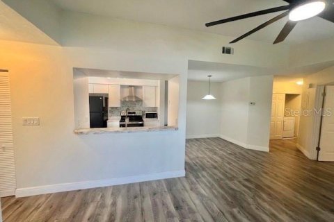 Condominio en alquiler en Altamonte Springs, Florida, 2 dormitorios, 84.91 m2 № 1912285 - foto 6