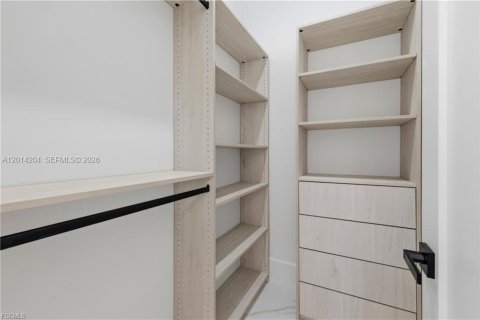 Villa ou maison à vendre à Cape Coral, Floride: 4 chambres, 161.19 m2 № 2076384 - photo 27