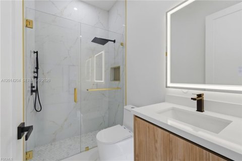 Villa ou maison à vendre à Cape Coral, Floride: 4 chambres, 161.19 m2 № 2076384 - photo 28