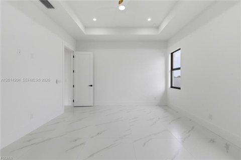 Villa ou maison à vendre à Cape Coral, Floride: 4 chambres, 161.19 m2 № 2076384 - photo 30